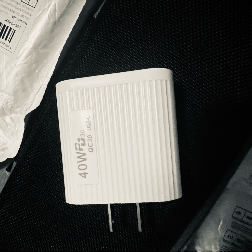 40W Usb C & Regular Charging Adapter